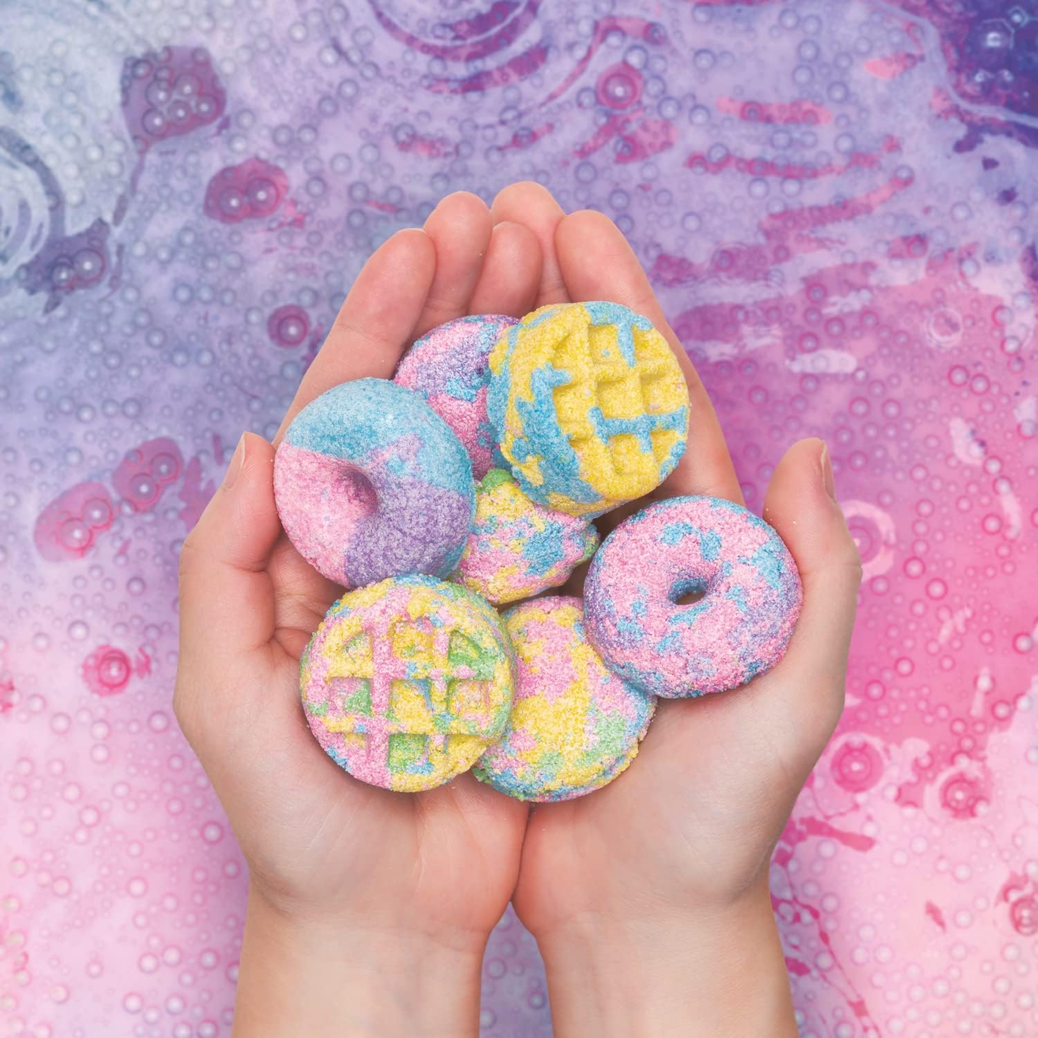 Klutz Bath Bomb Scented Bakery - The English Bookshop Kuwait